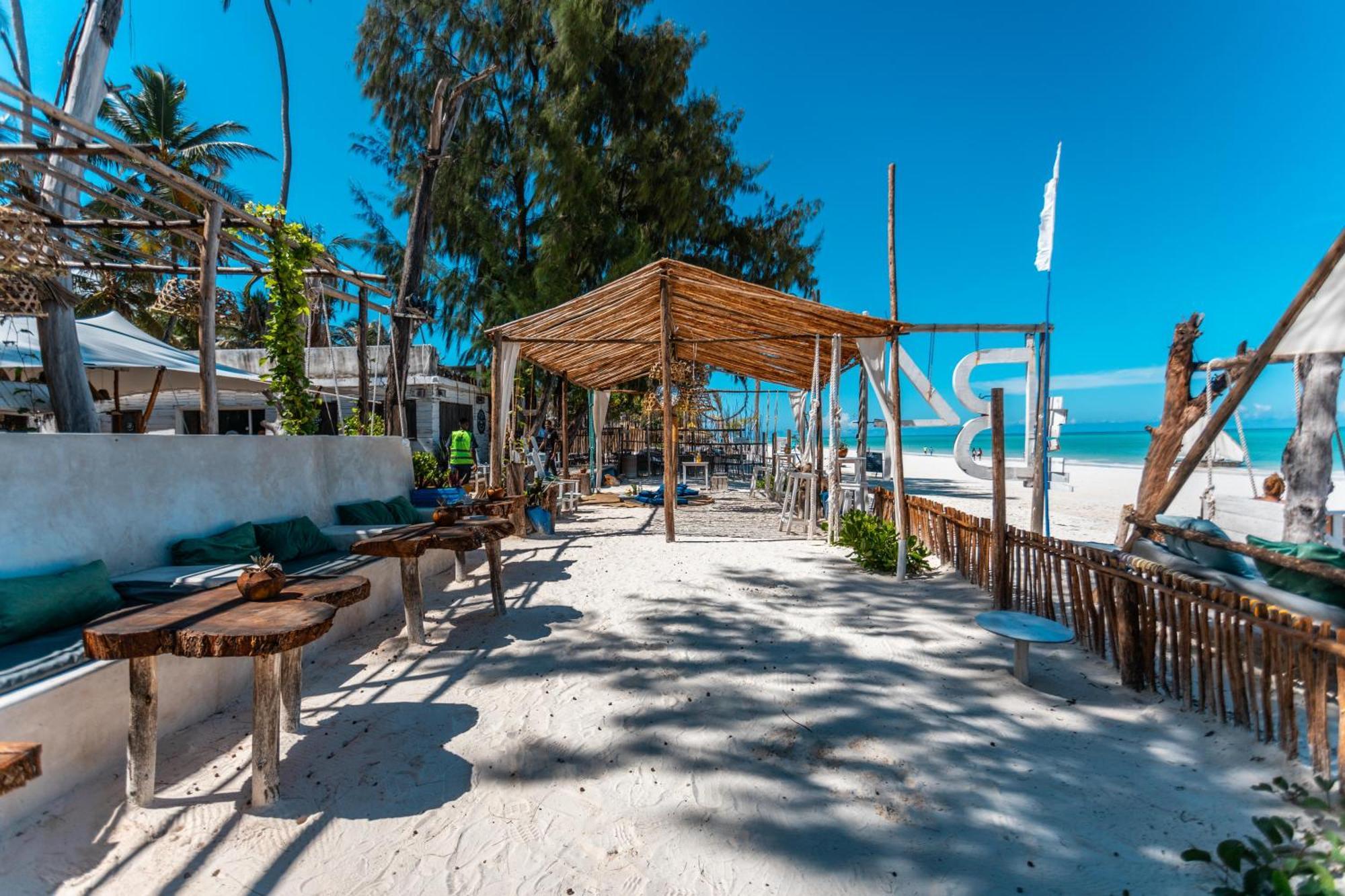 B4 Beach Club Paje Exterior foto