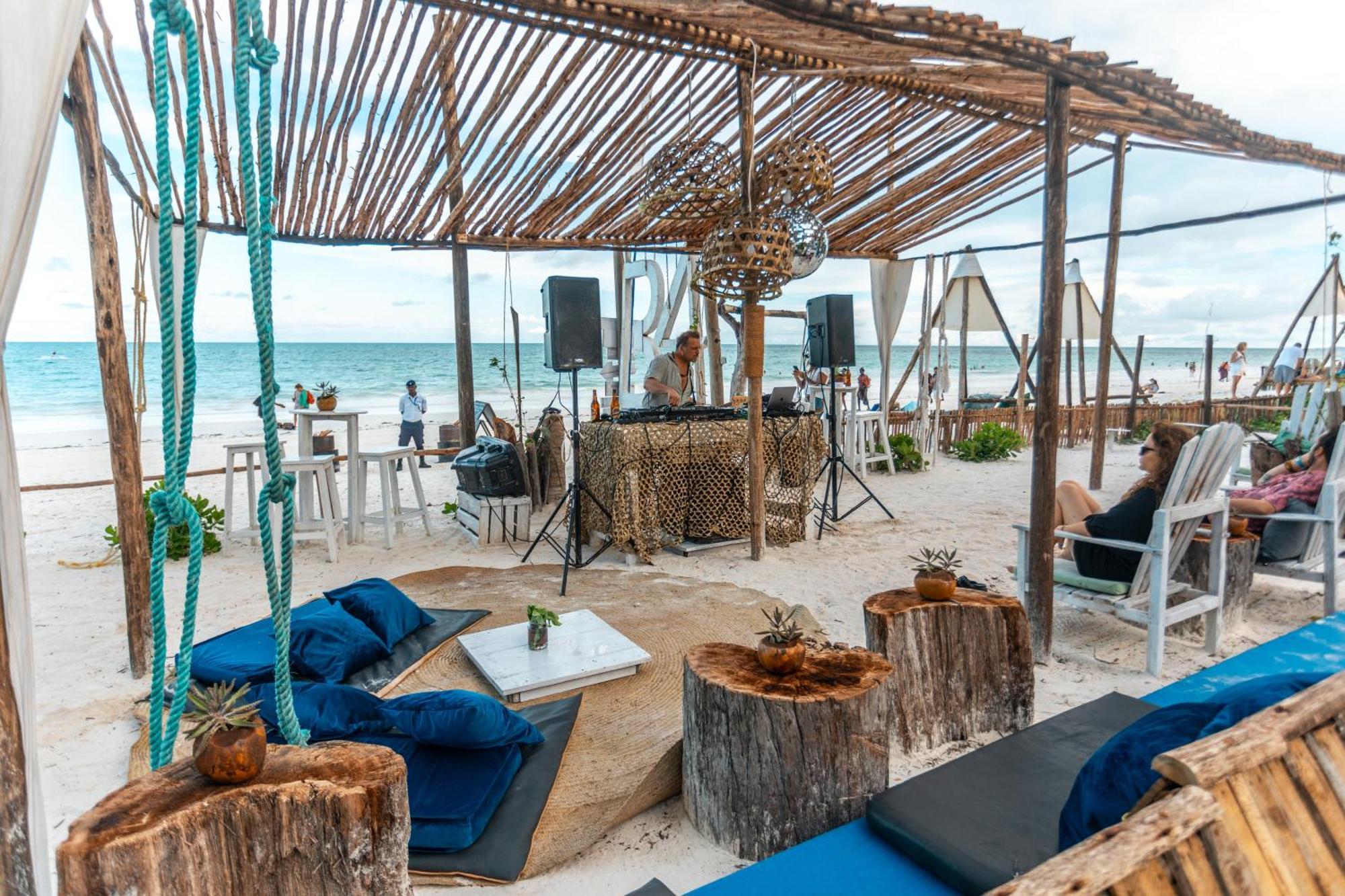 B4 Beach Club Paje Exterior foto